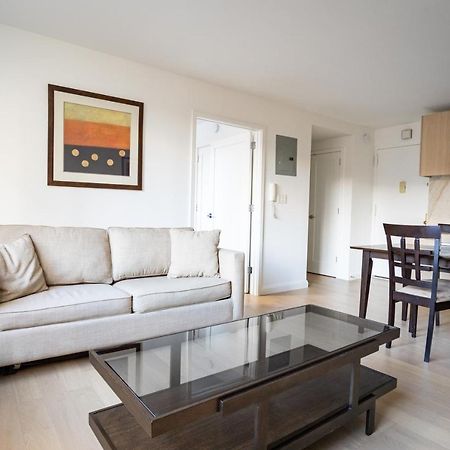 West Chelsea Apartment 30 Day Stays Нью-Йорк Экстерьер фото